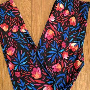 Agnes & Dora Leggings Size SM Baby Suede Flowers I'm a believer Purple NWT